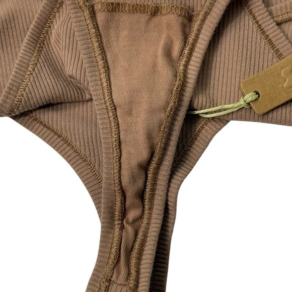 SKIMS Soft Lounge Rib Dipped Thong Team USA Sienna 3X - Picture 5 of 9